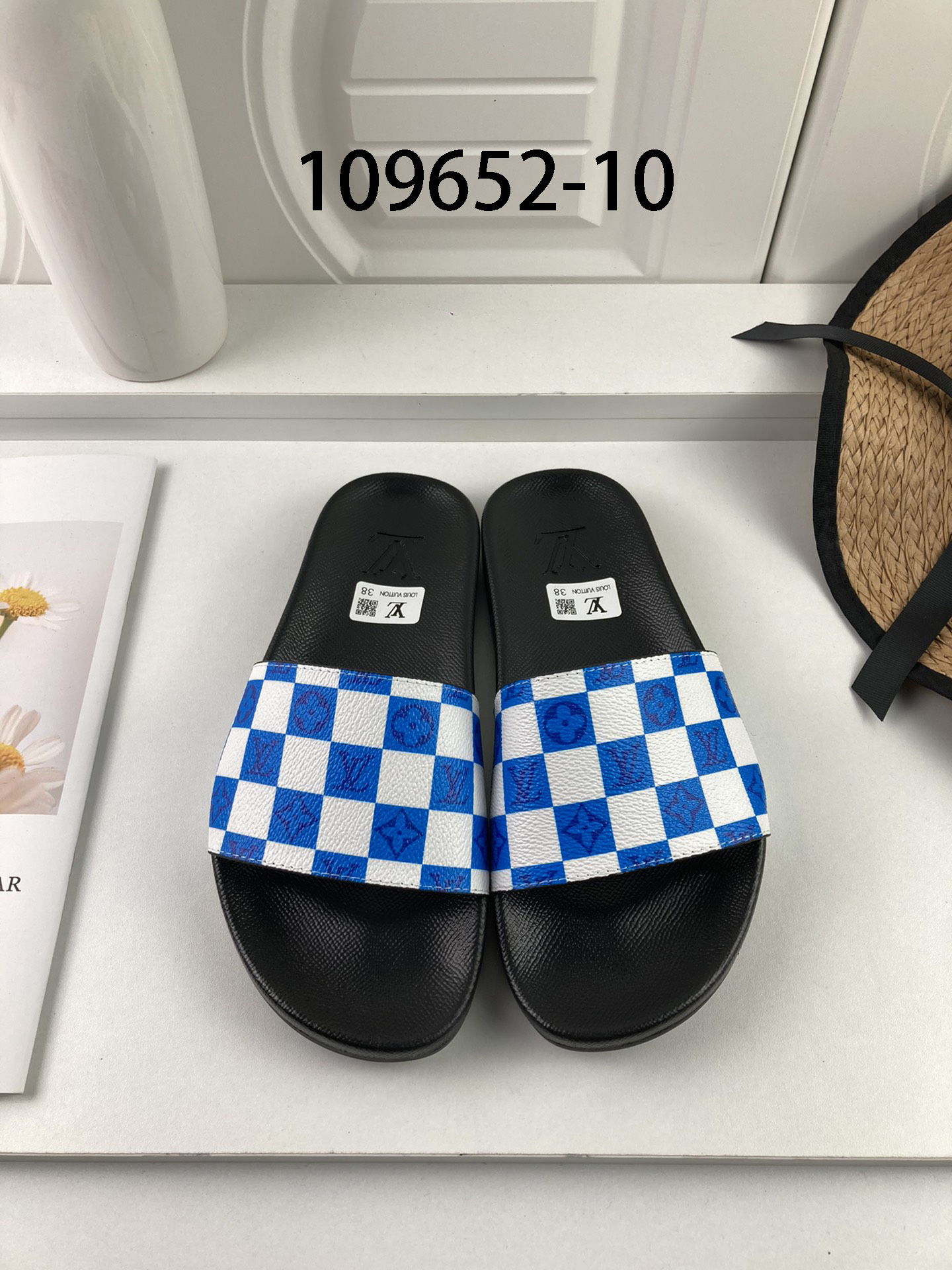 LV gallery