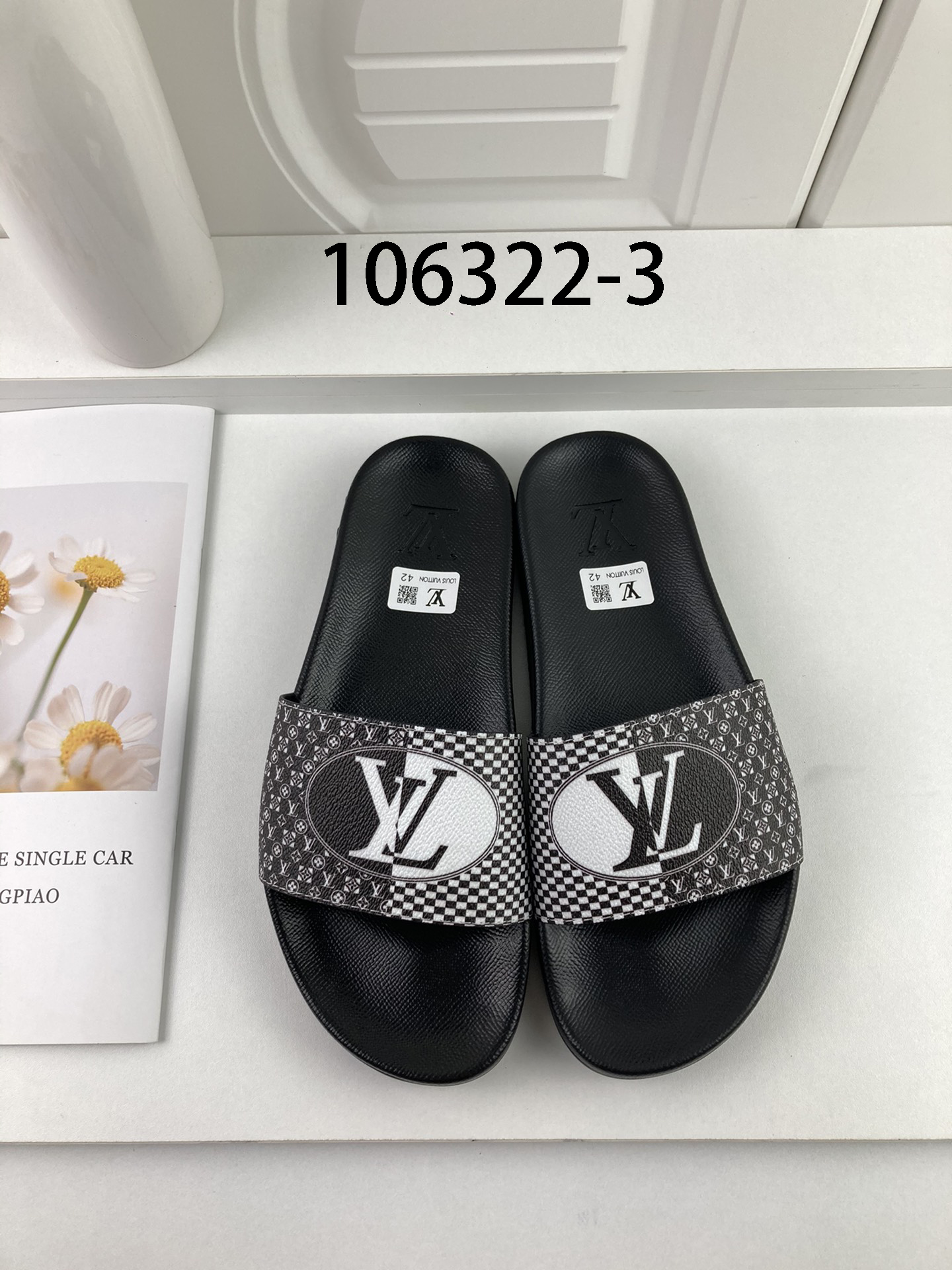LV $50 gallery