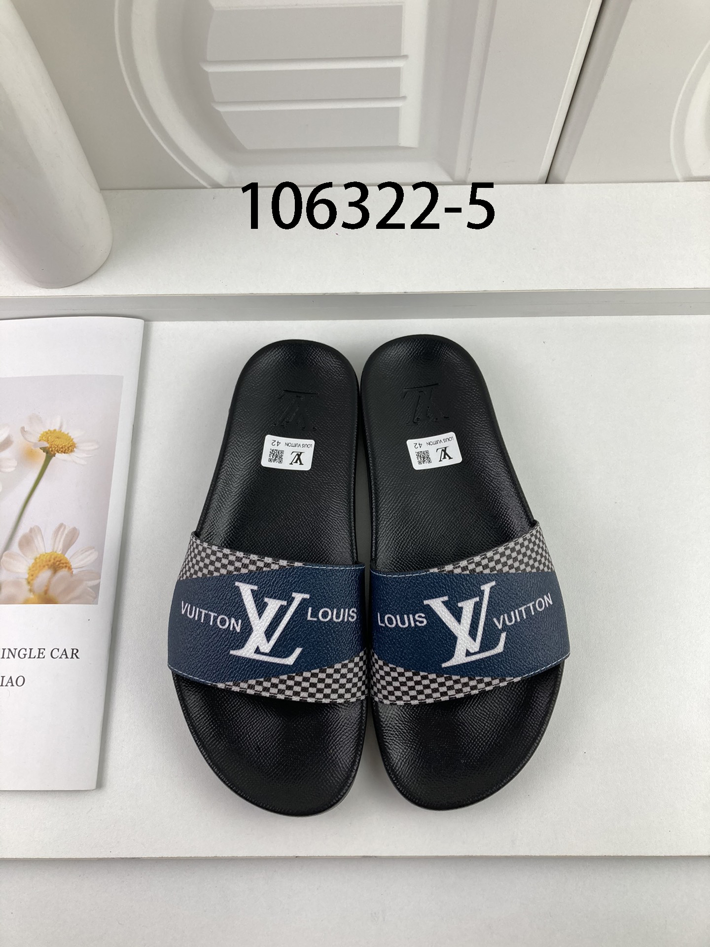 LV $50 gallery