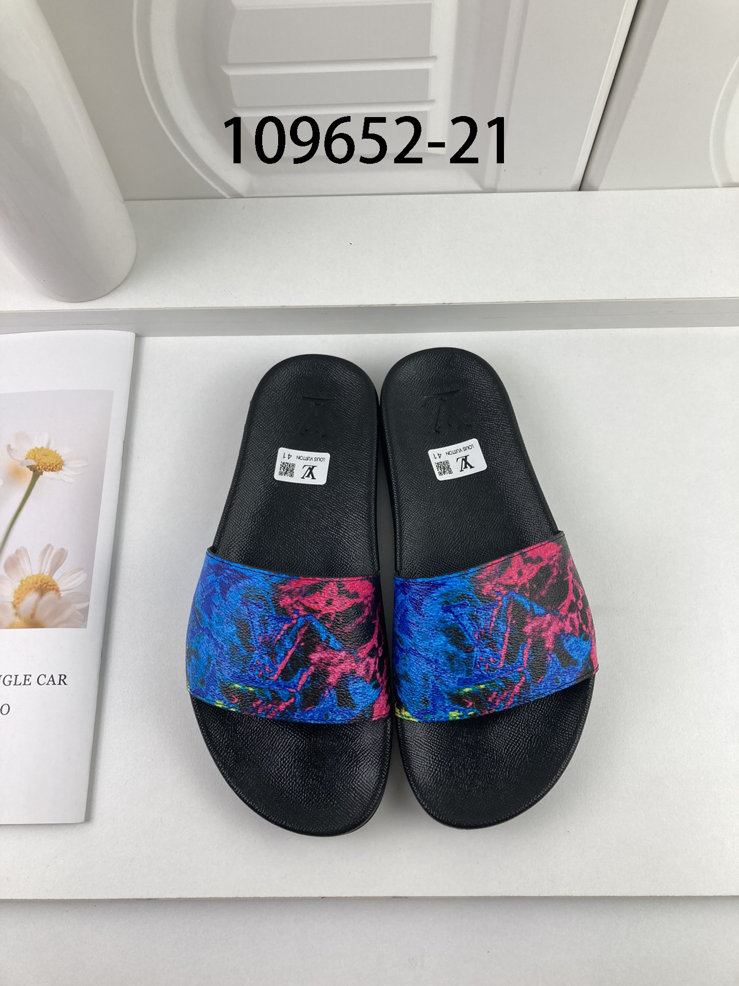 LV gallery