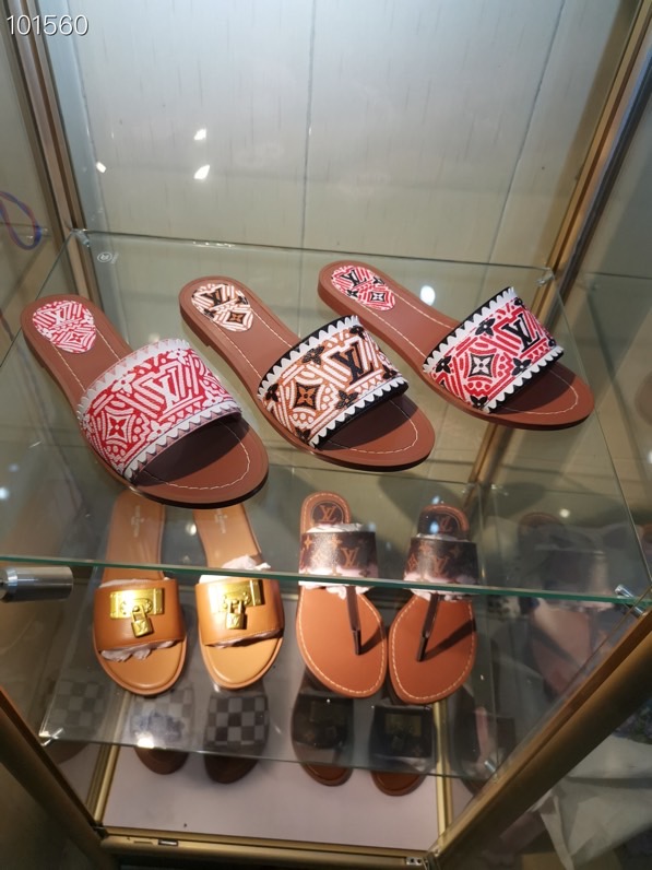 LV gallery