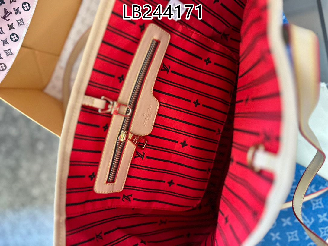 LV gallery
