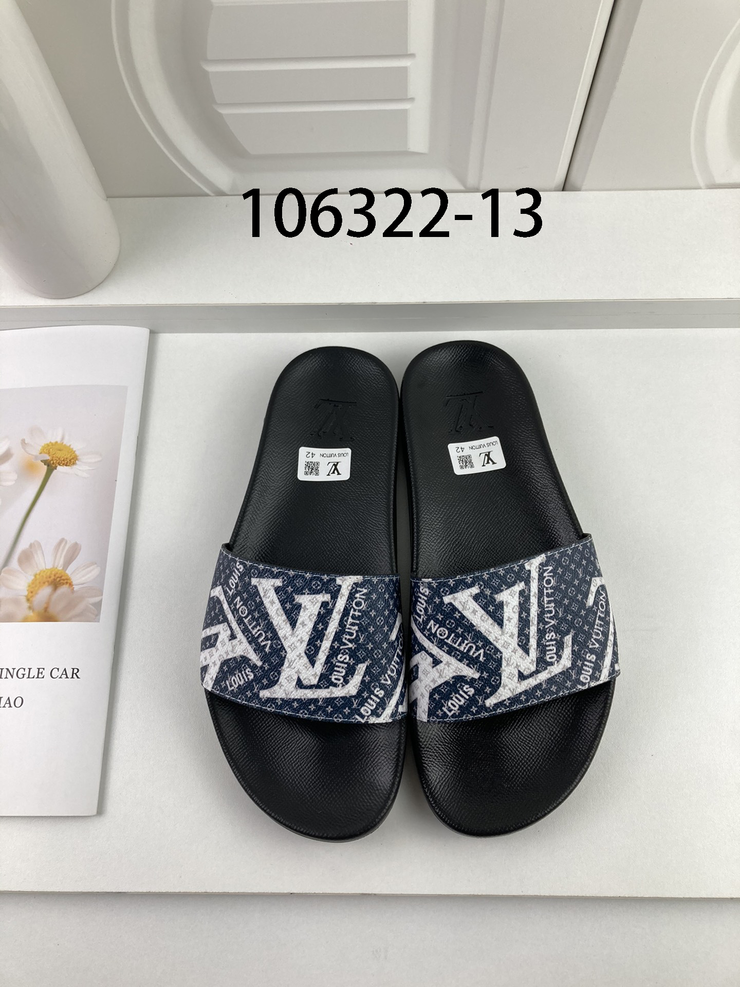 LV $50 gallery