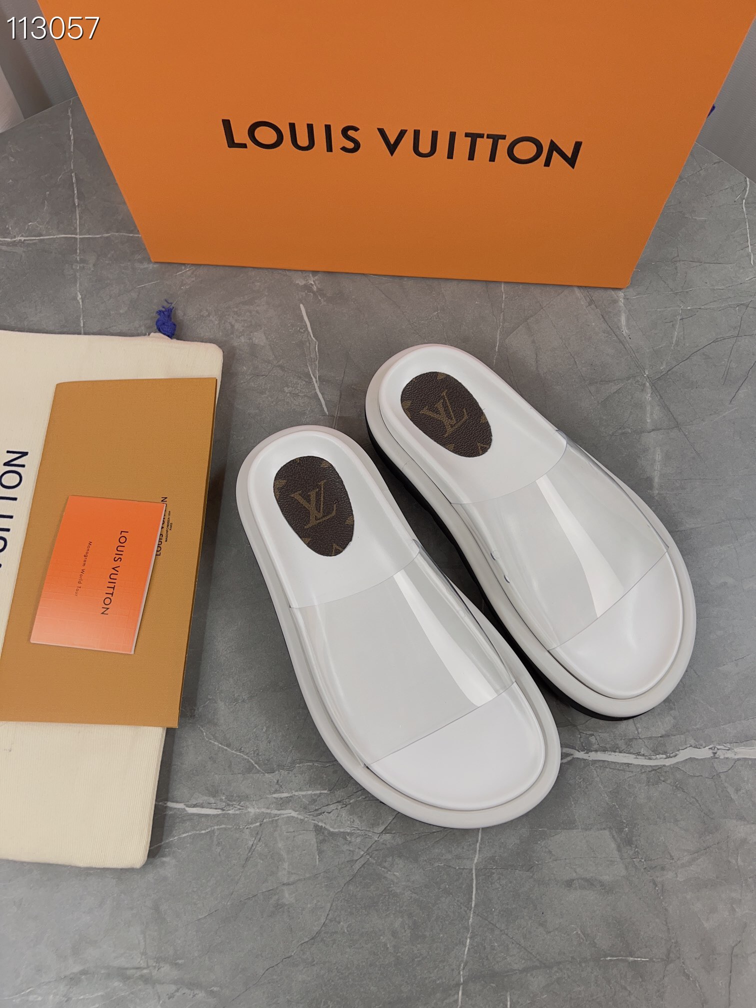 LV $61 gallery