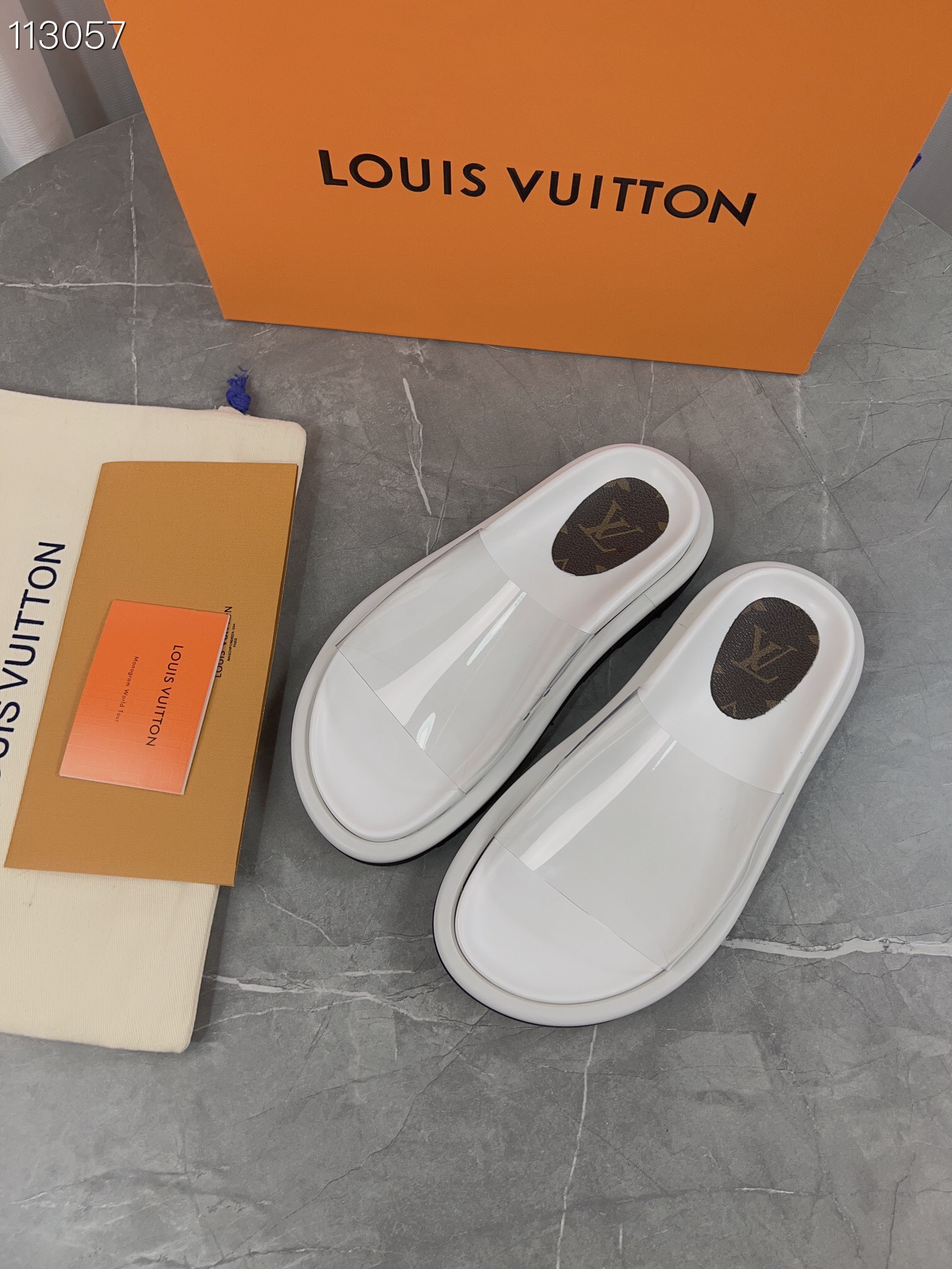 LV $61 gallery