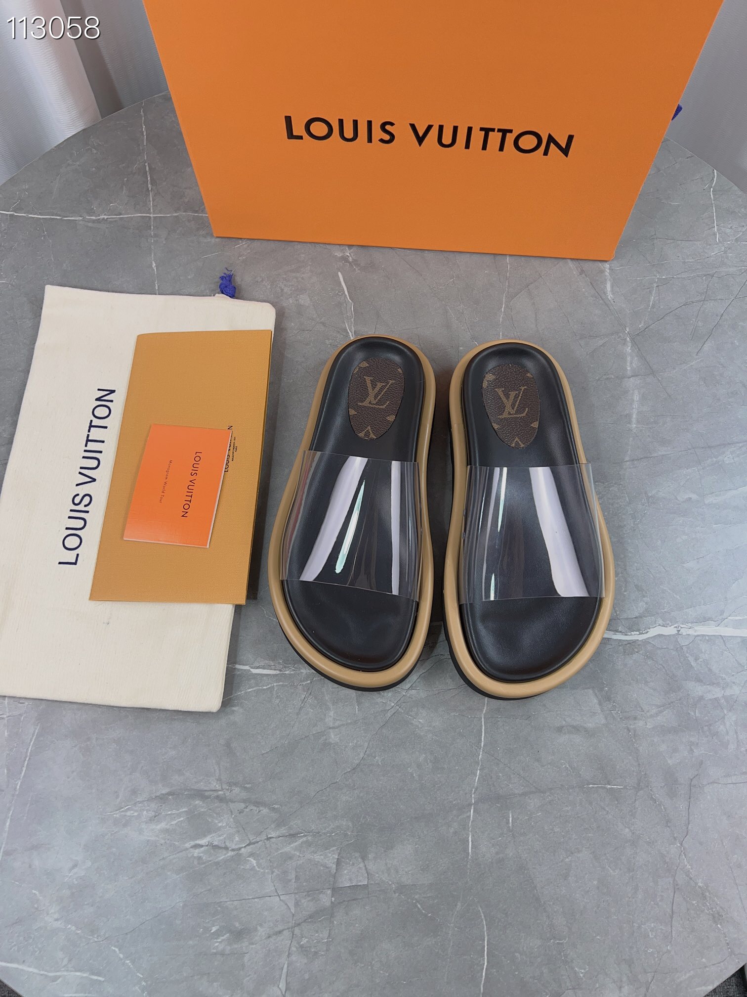 LV $61 gallery