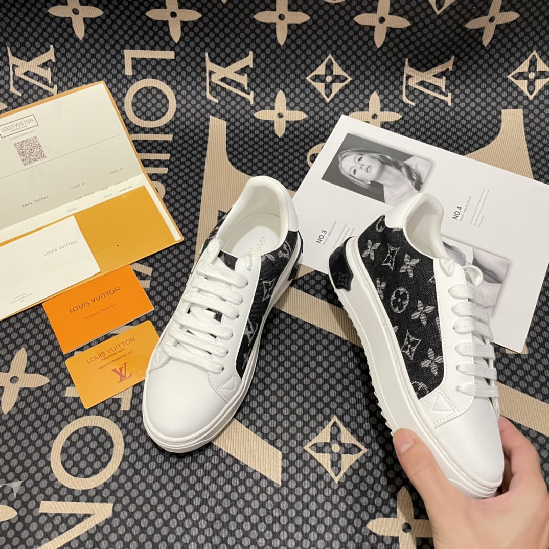 LV gallery
