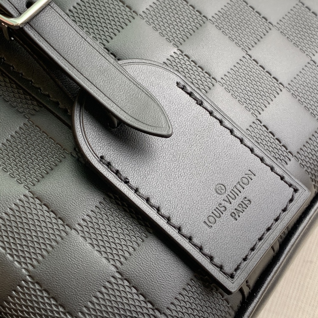 LV gallery
