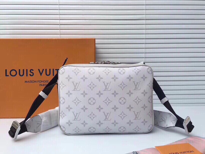 LV gallery