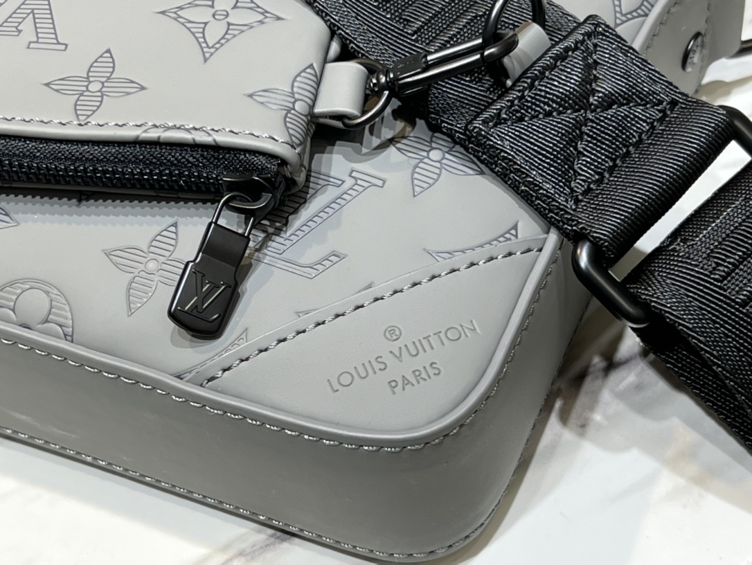 LV gallery