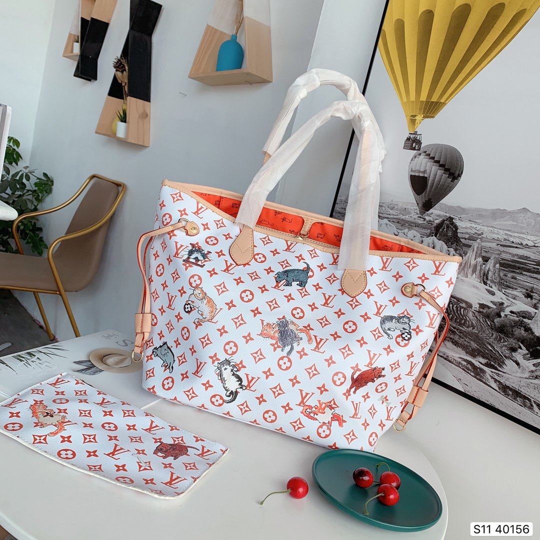 LV gallery