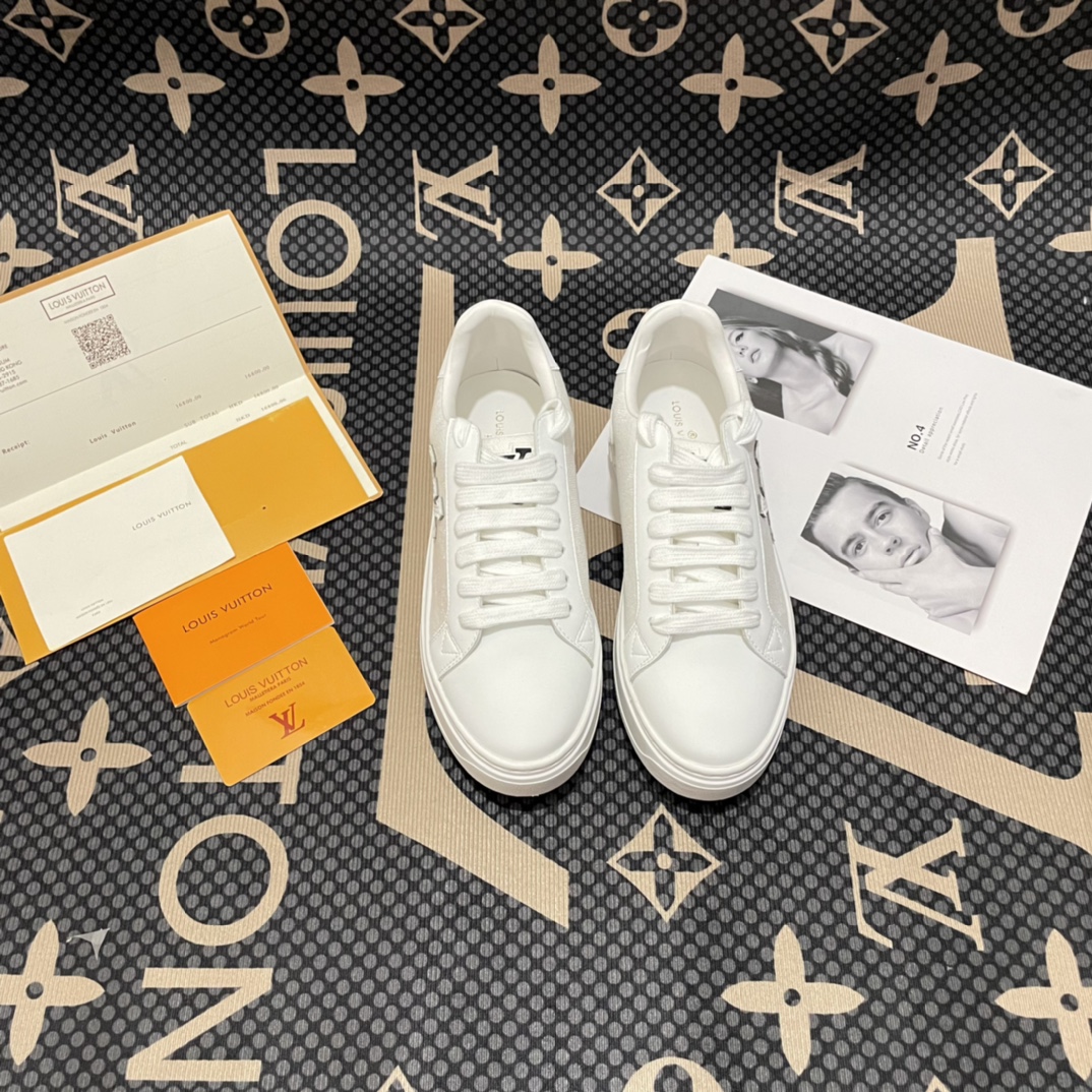 LV gallery