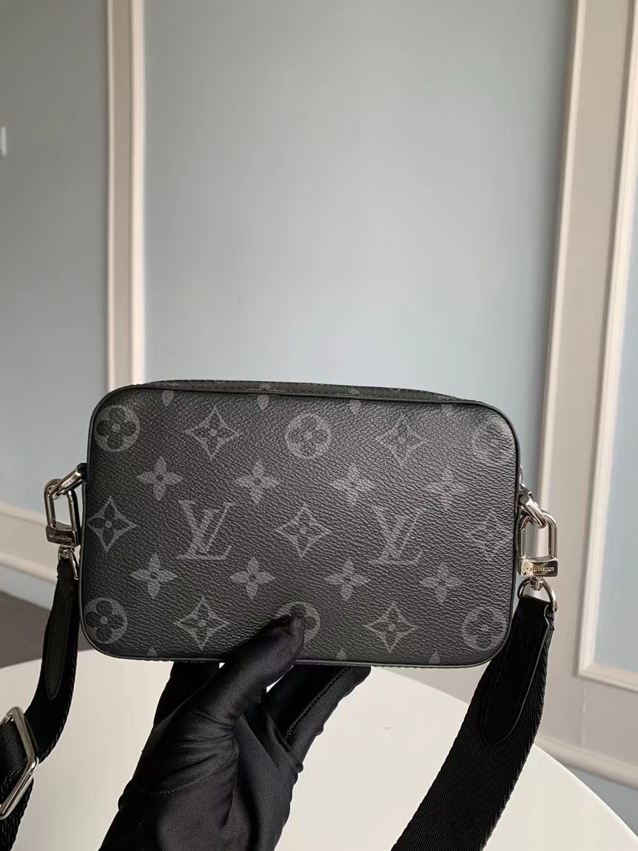 LV gallery