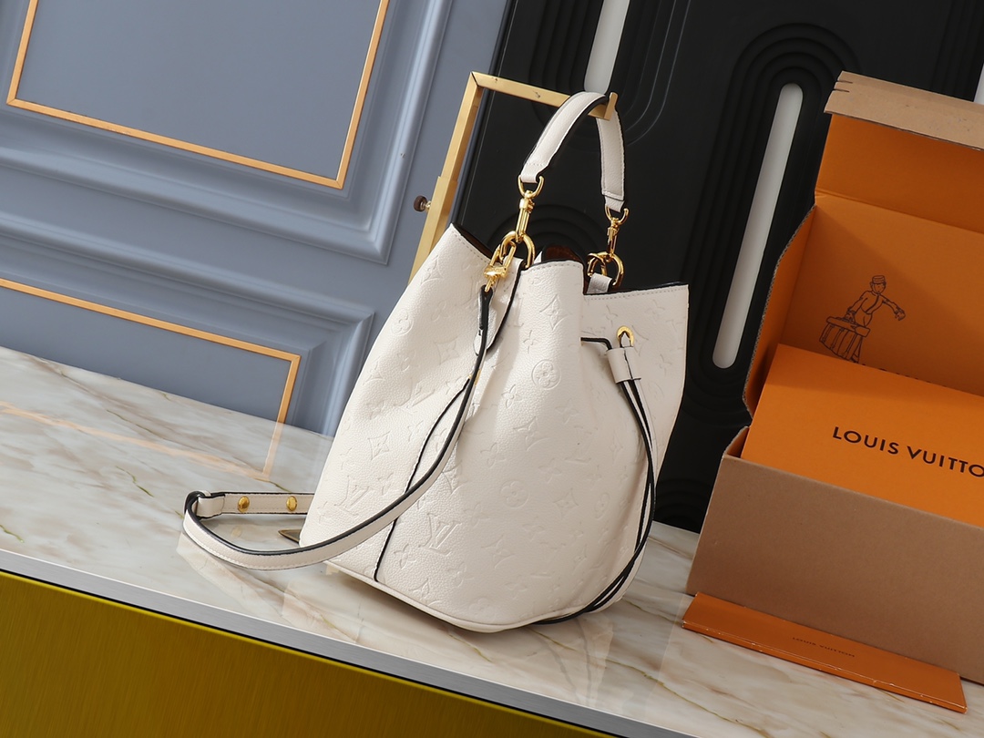 LV gallery