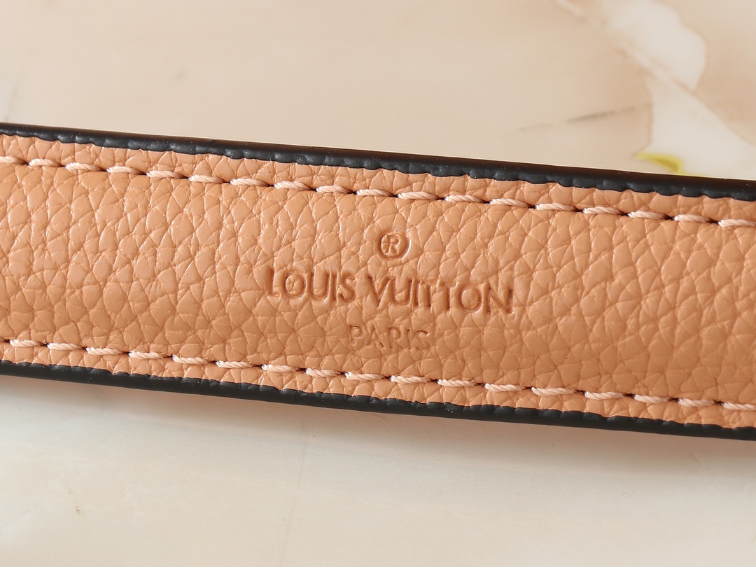 LV gallery