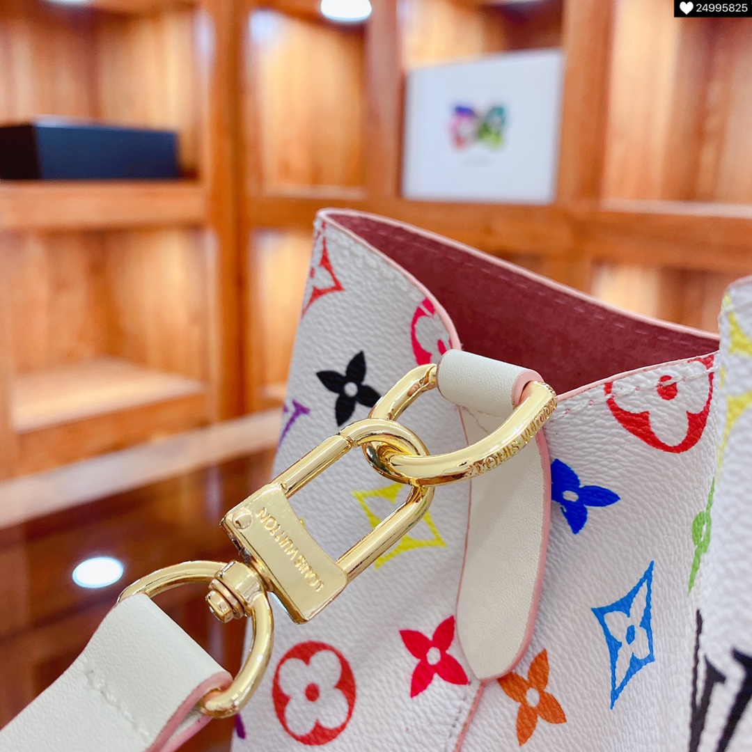 LV gallery