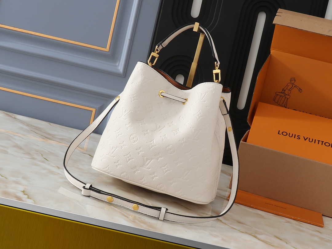 LV gallery