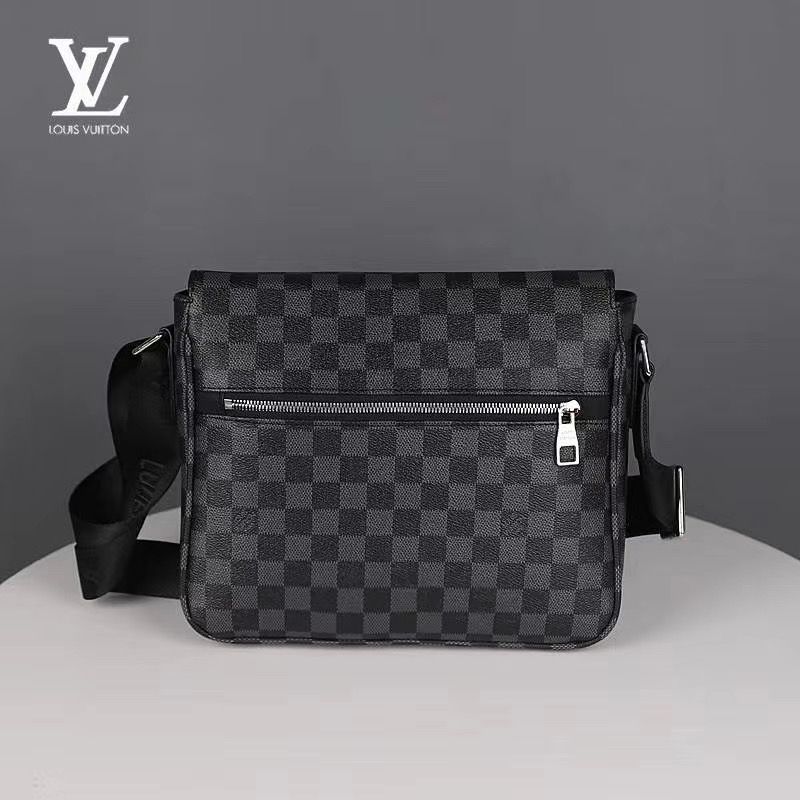 LV gallery