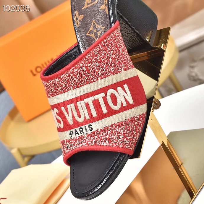LV gallery