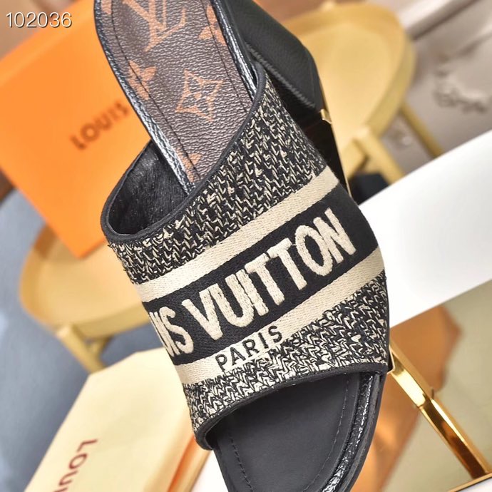 LV gallery