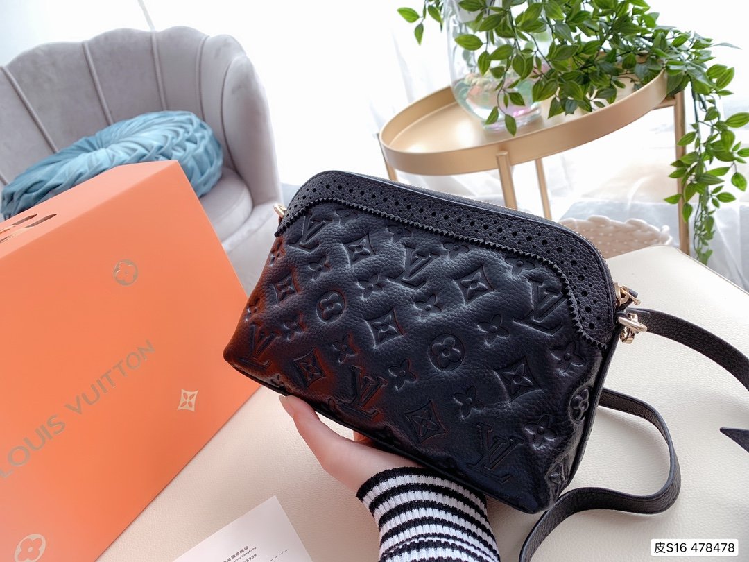 LV gallery