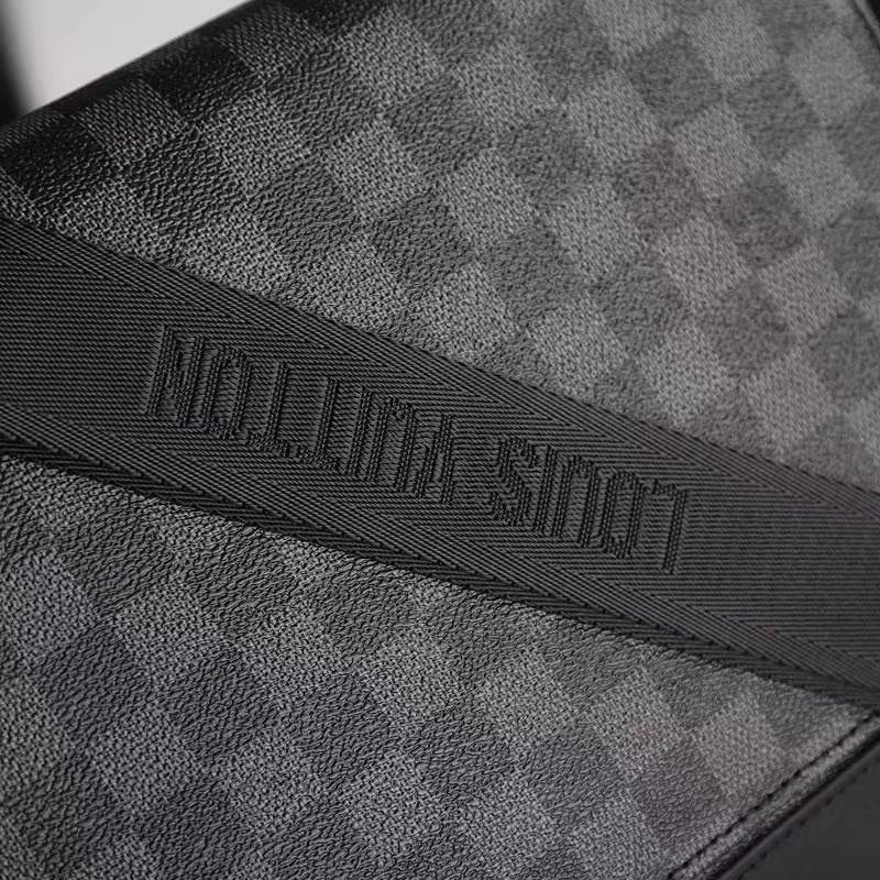 LV gallery
