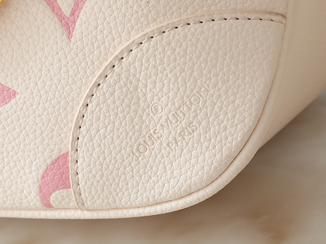 LV $66 gallery
