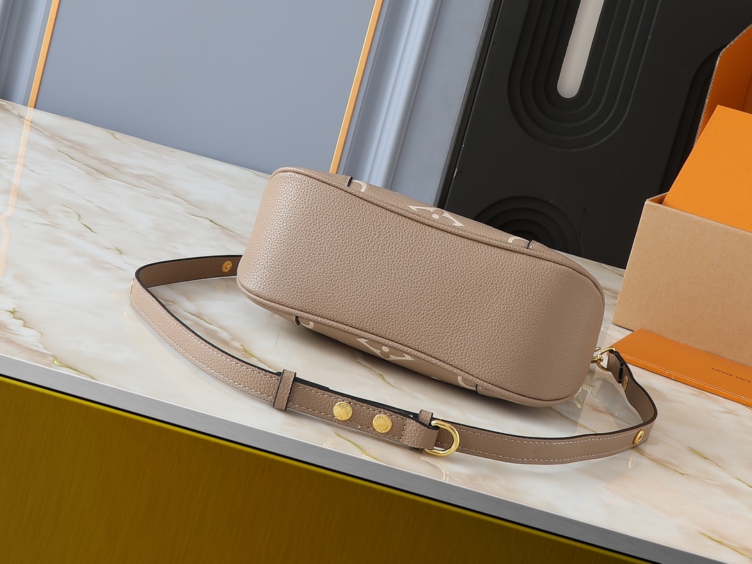 LV $66 gallery
