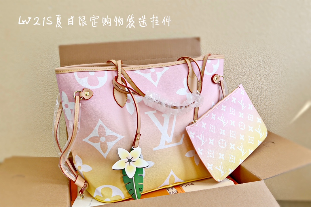 LV gallery