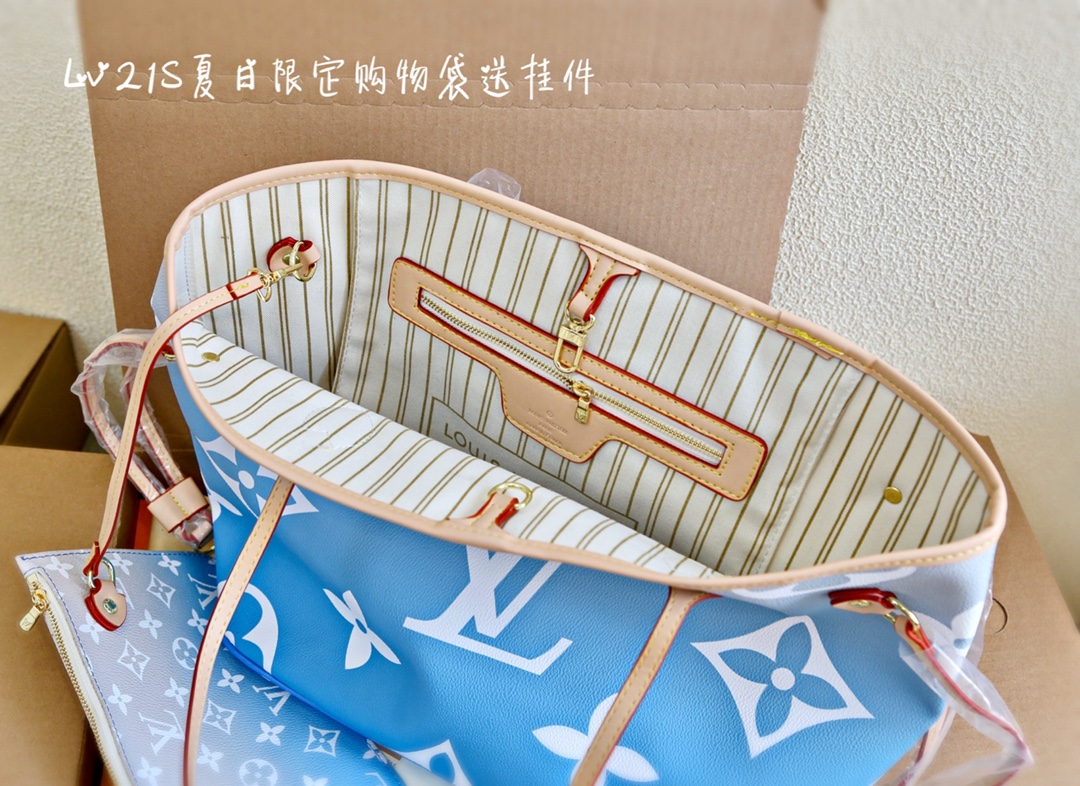 LV gallery