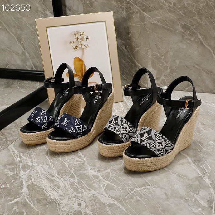 LV gallery