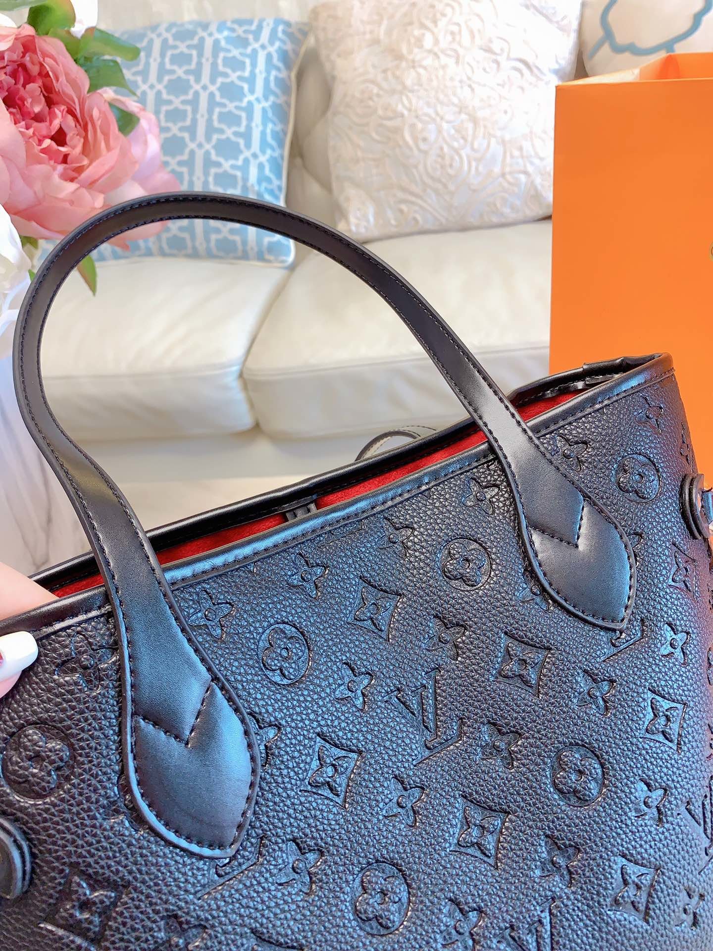 LV $67 gallery