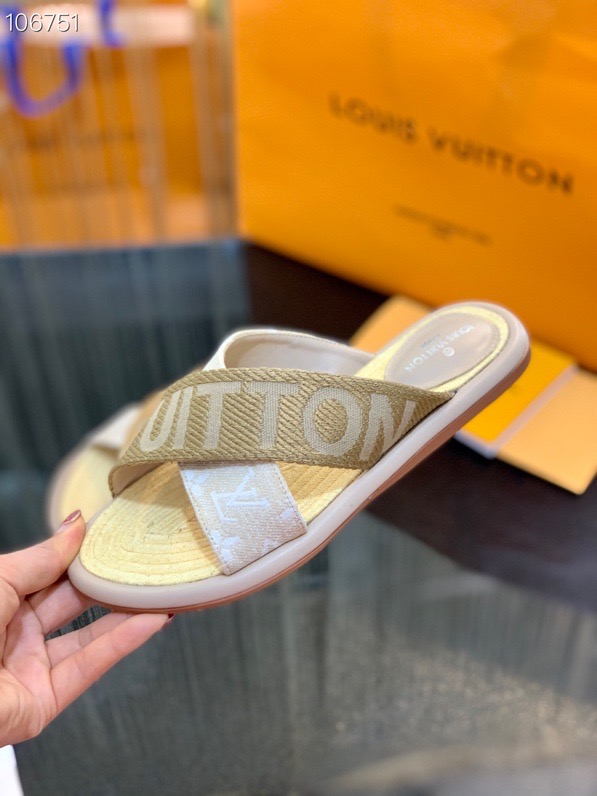 LV $75 gallery