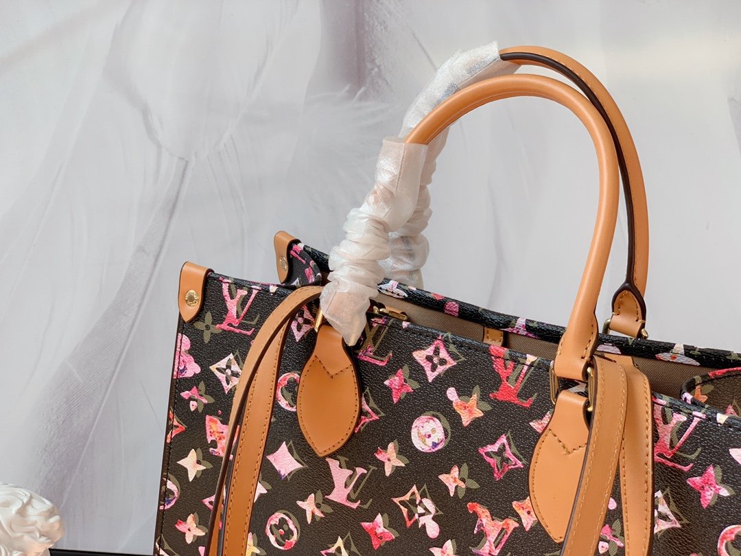 LV gallery
