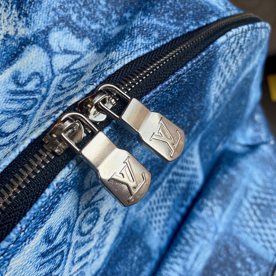 LV gallery