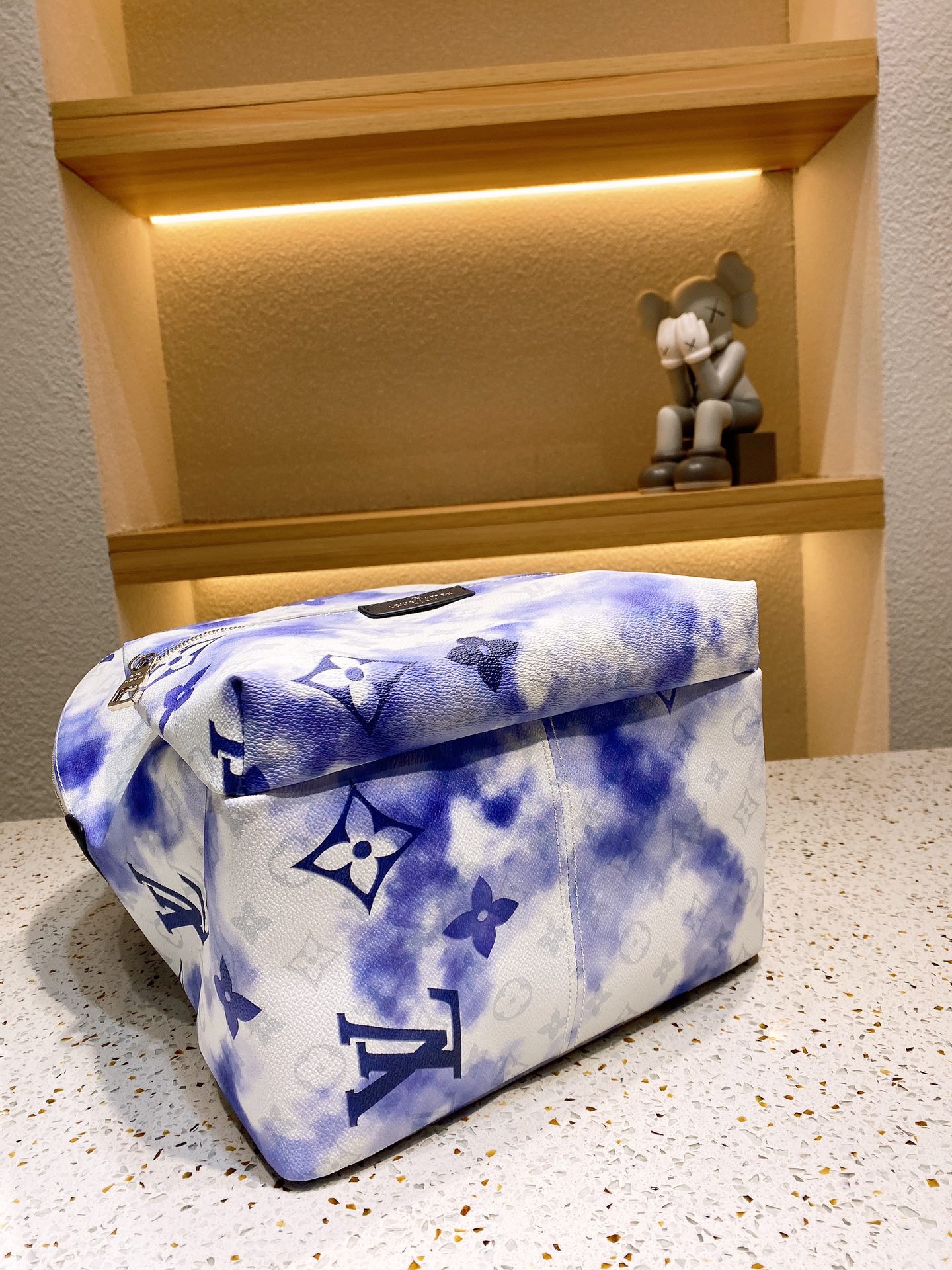 LV gallery
