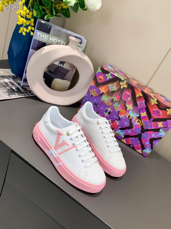LV gallery