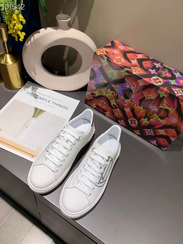 LV gallery