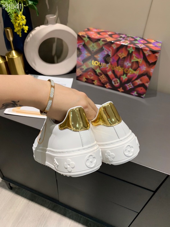 LV gallery