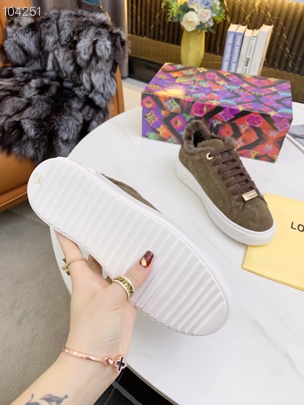 LV gallery