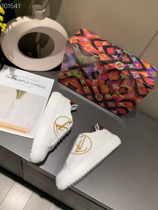 LV gallery
