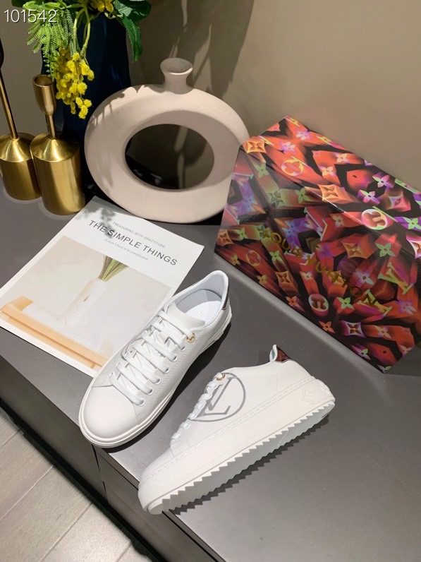 LV gallery