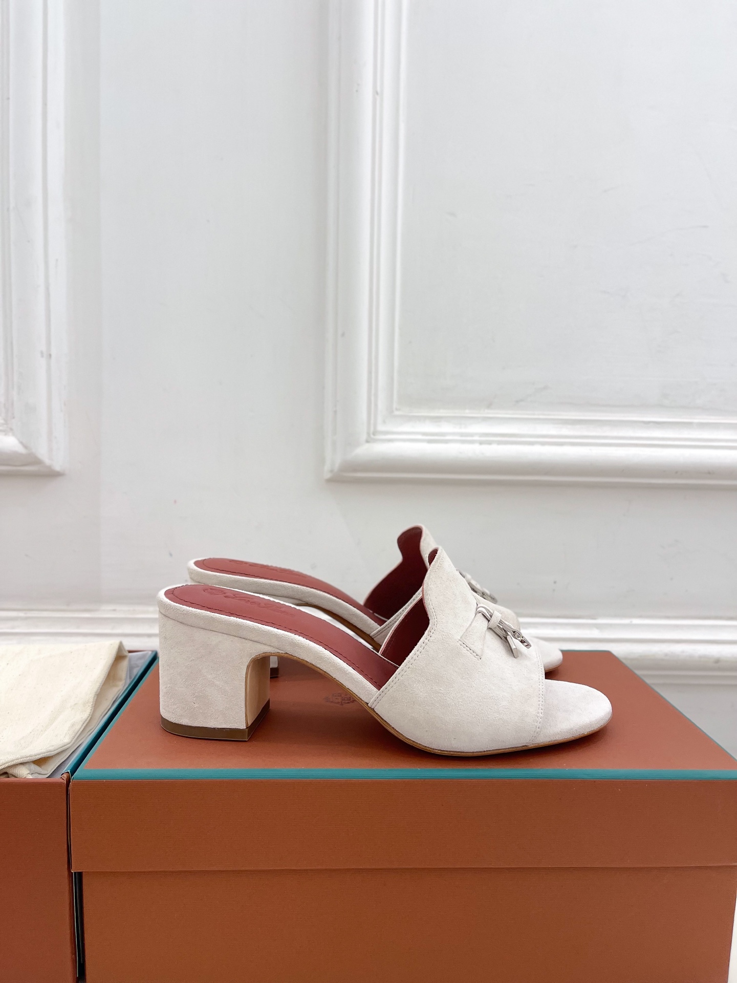 Loro Piana $56 gallery