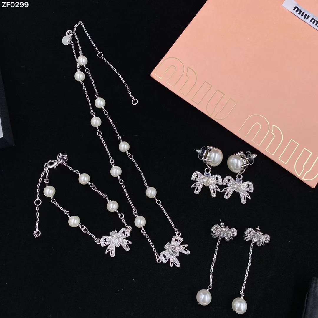 MIUMIU $31 gallery