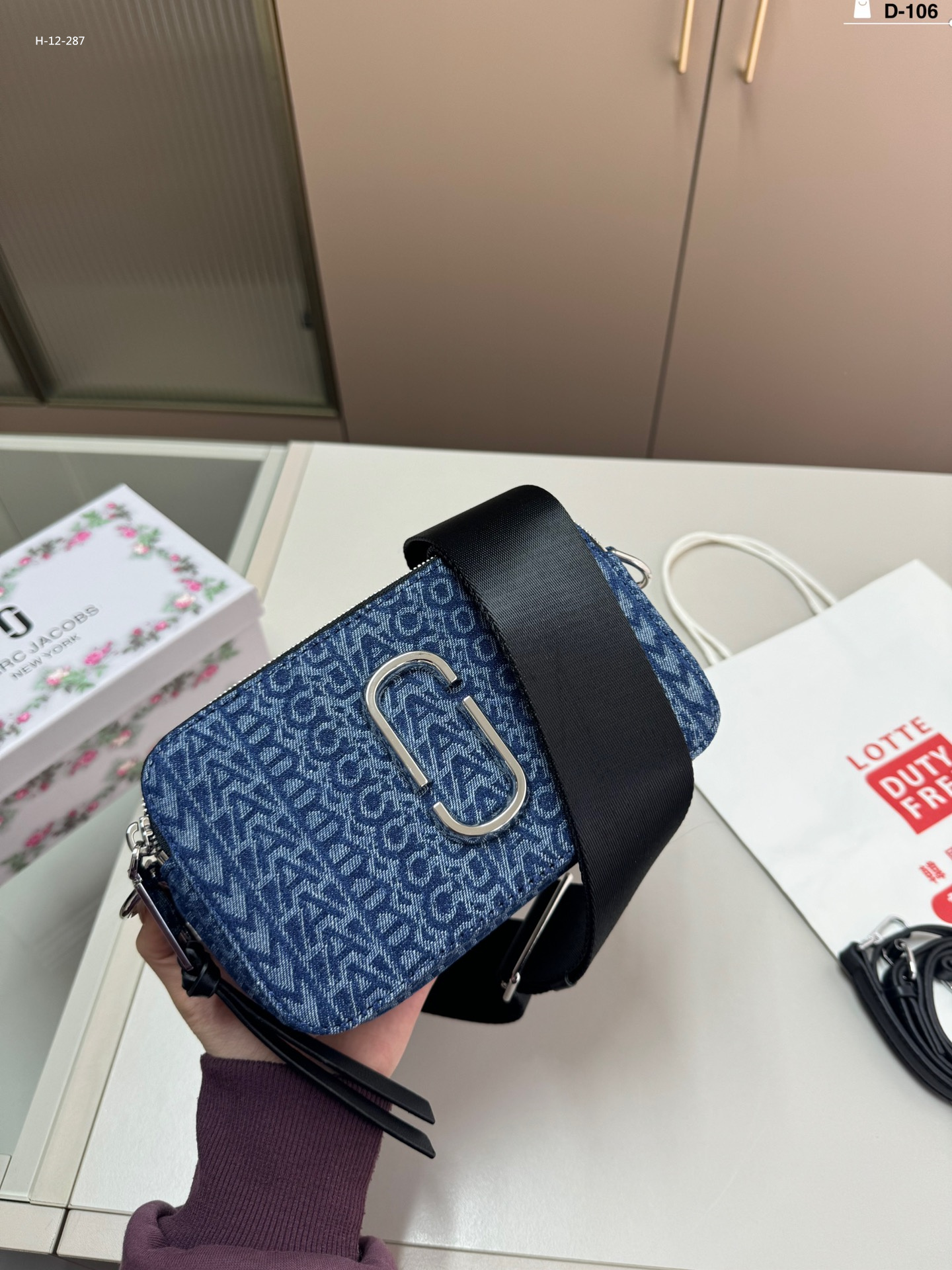 Marc Jacobs $64 gallery