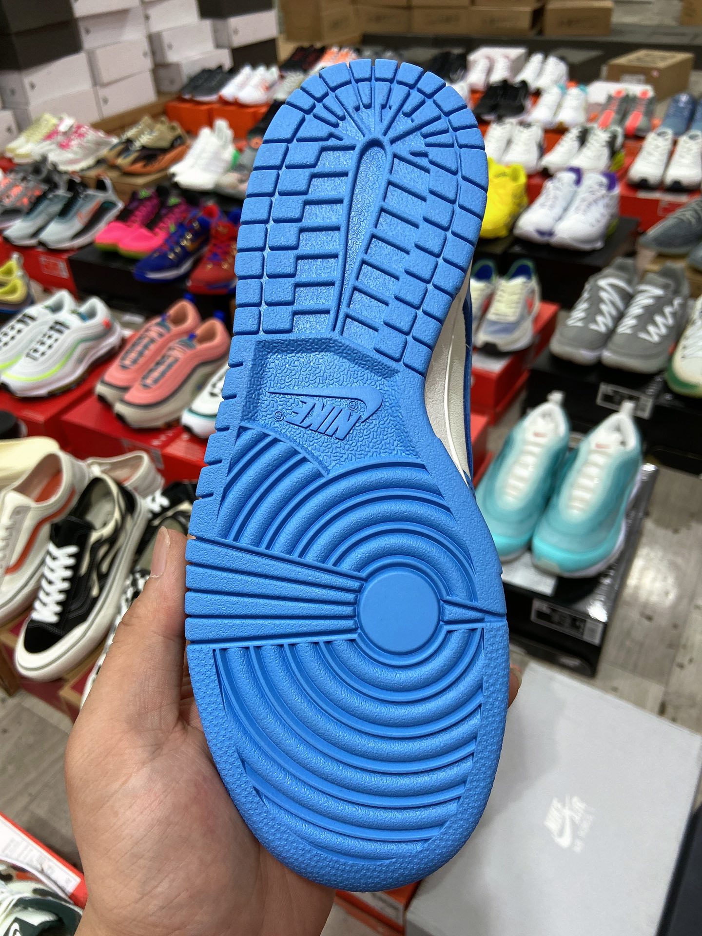NIKE $102 gallery