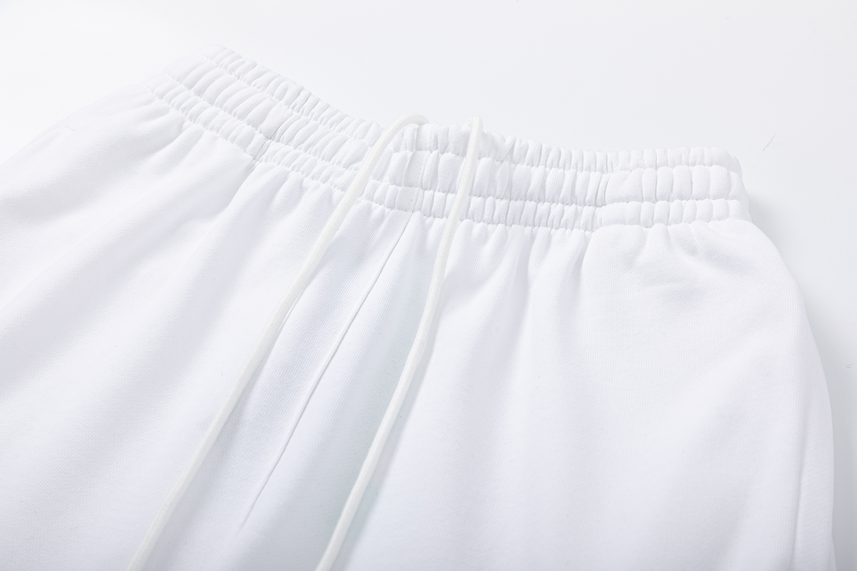 OFF-WHITE $33 gallery