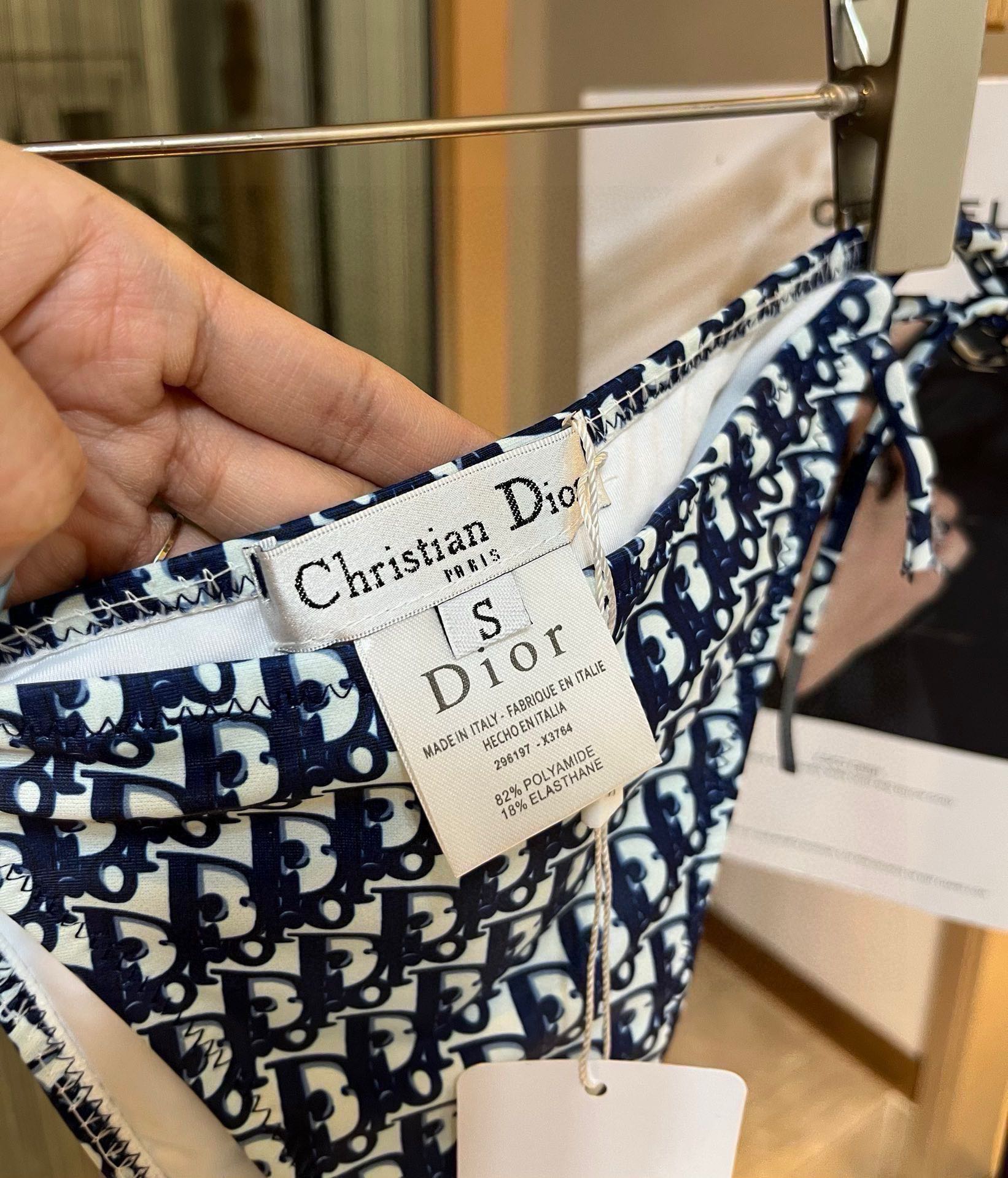 DR $27 gallery