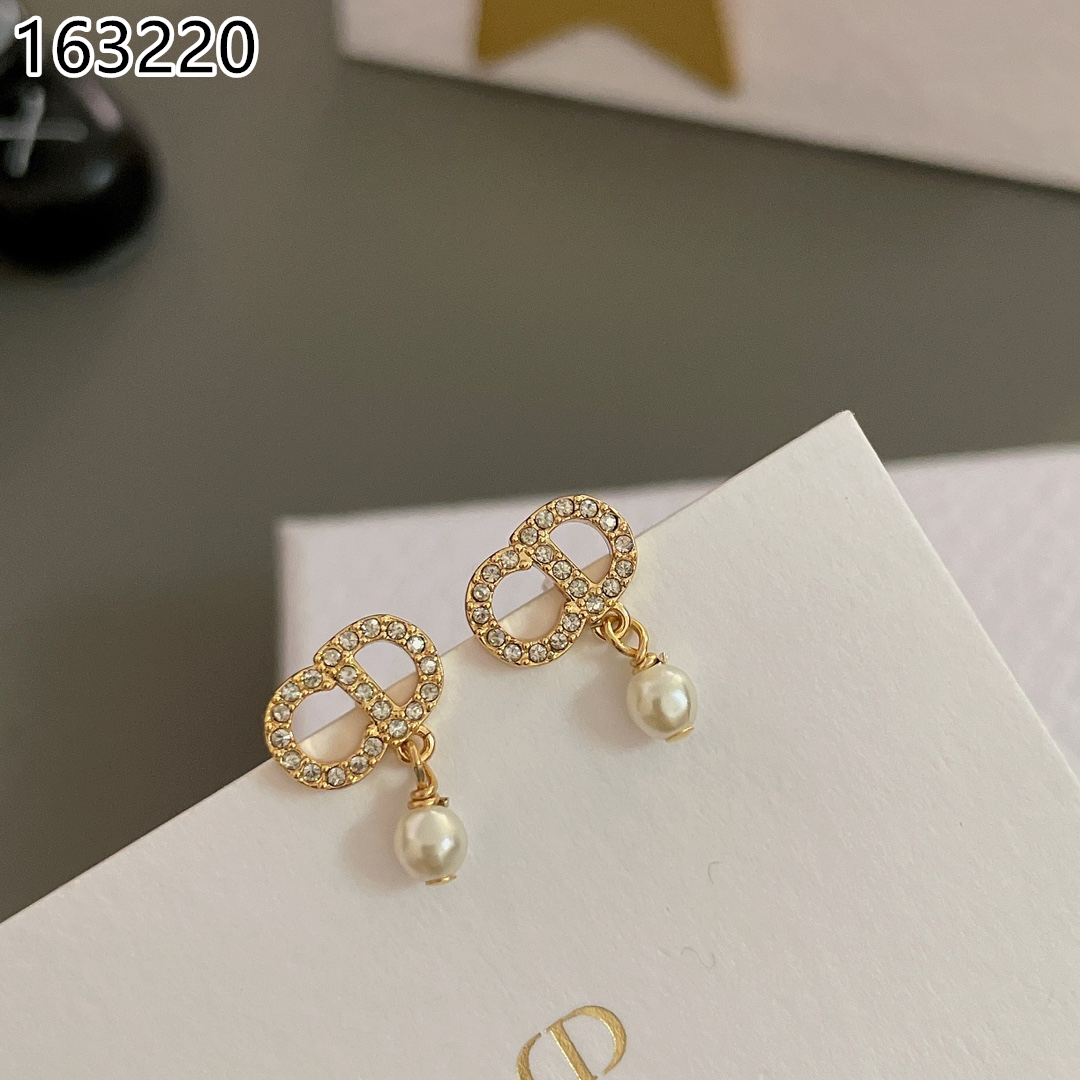 DR $27 gallery