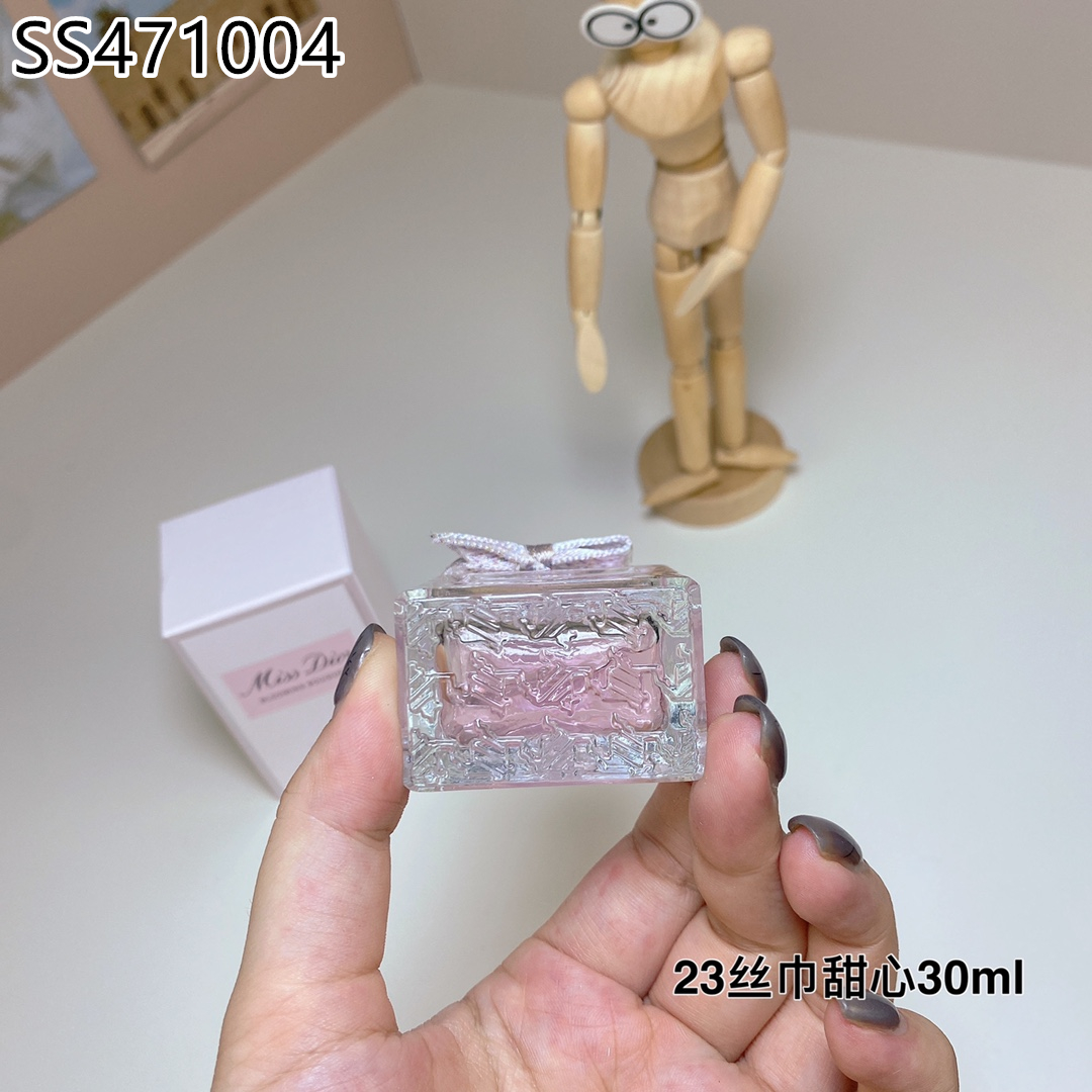 DR gallery